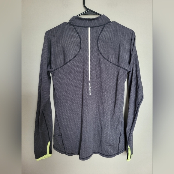 New Balance Women's Gray Jacket, Size Medium - Picture 2 of 5